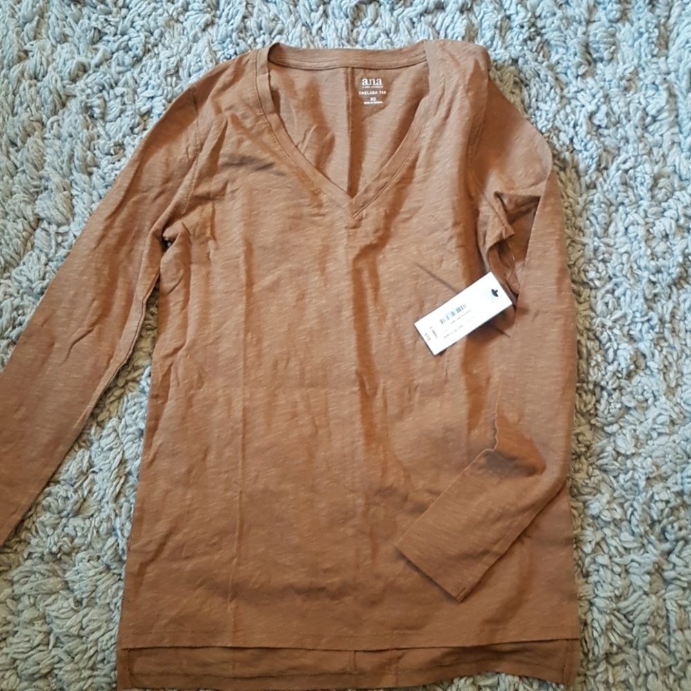 Long sleeve v- neck cotton blouse